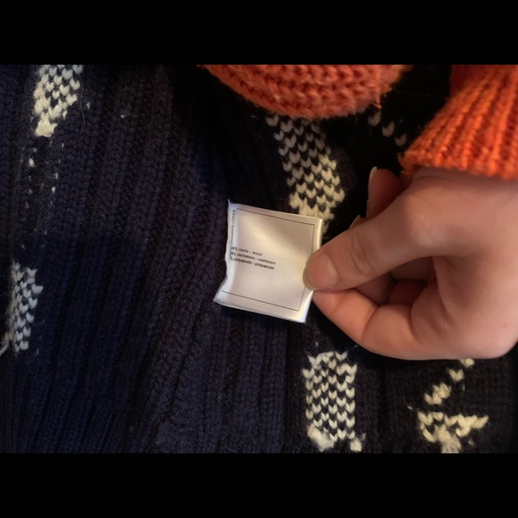 CHANEL Métiers d'Art 2018 Paris-Hamburg Cardigan - Picture 16 of 17